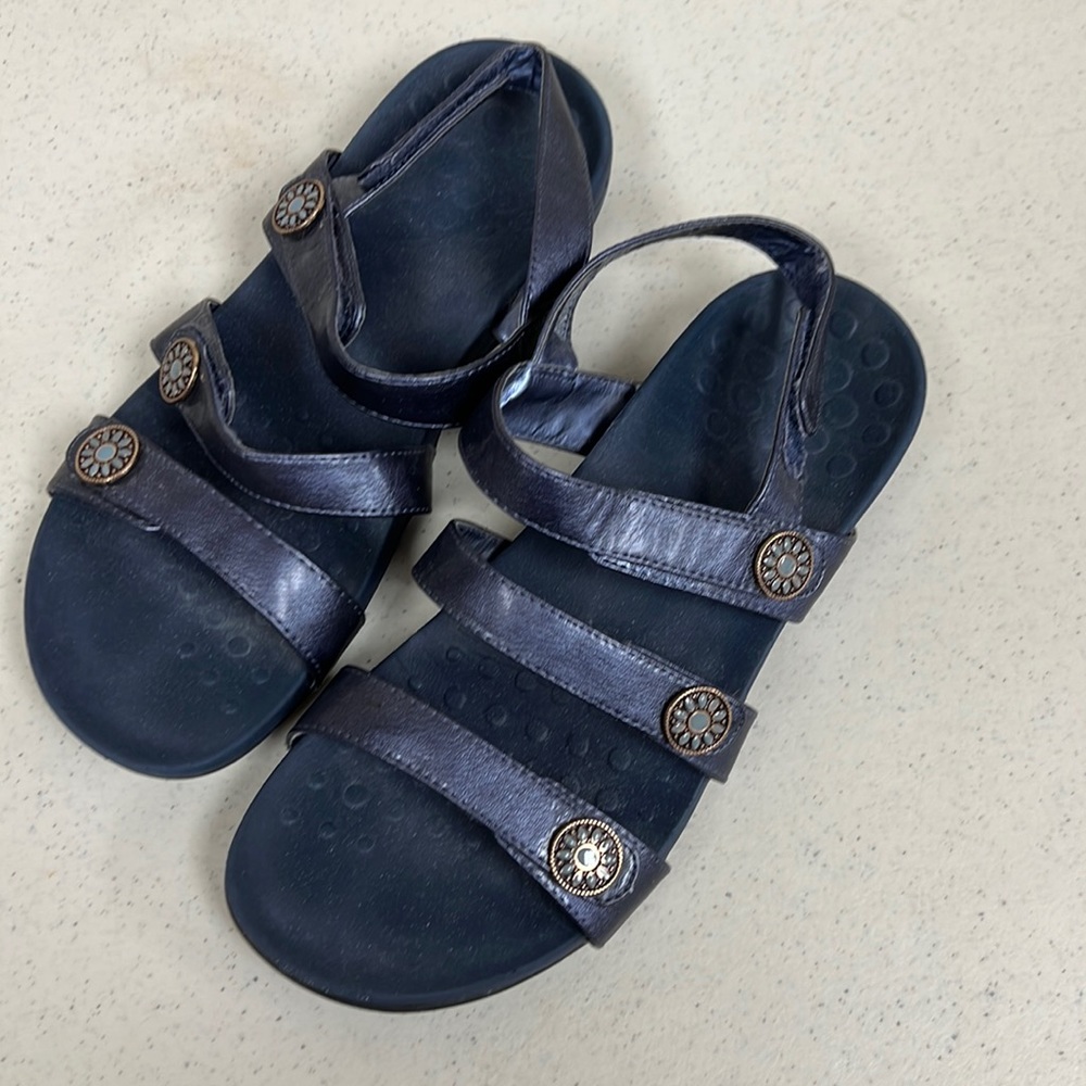 Vionic Blue Three Strap Sandals 8